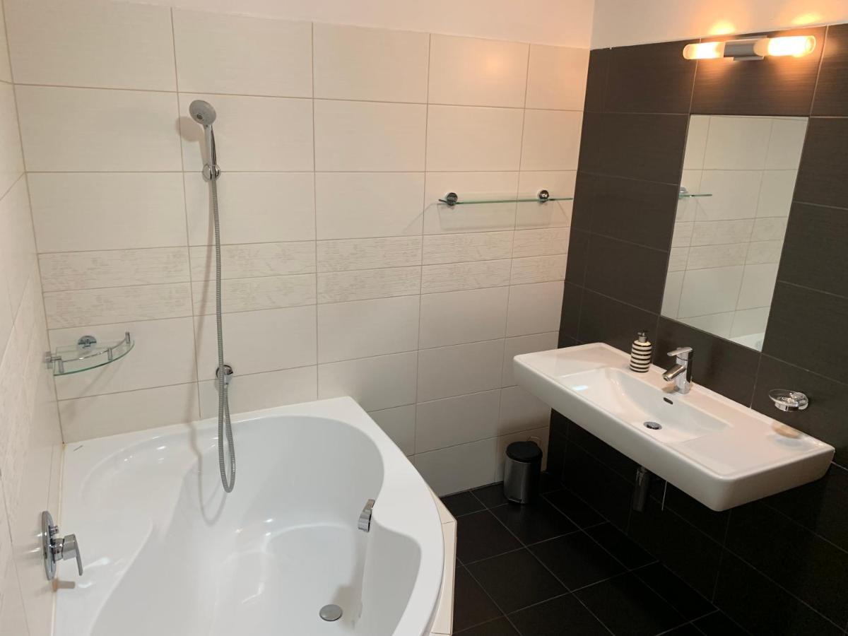 Jd Apartment Liptovsky Mikulas Luaran gambar